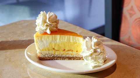 10 Things You Should Order At The Cheesecake Factory When Visiting Thailand